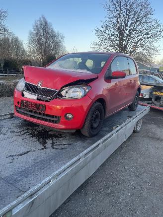 Coche siniestrado Skoda Citigo 1.0 easy 2013/1