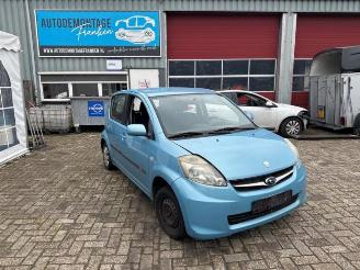 Coche siniestrado Subaru Justy Justy (M3), Hatchback 5-drs, 2007 / 2011 1.0 12V DVVT 2008/2