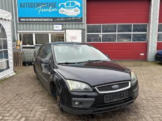 Coche siniestrado Ford Focus Focus 2, Hatchback, 2004 / 2012 1.6 16V 2005/6