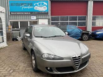 demontáž osobní automobily Alfa Romeo 147 147 (937), Hatchback, 2000 / 2010 1.6 Twin Spark 16V 2005/8
