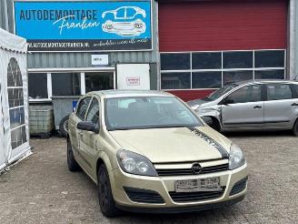Salvage car Opel Astra Astra H (L48), Hatchback 5-drs, 2004 / 2014 1.6 16V Twinport 2004/12