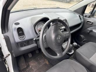 Opel Agila Agila (B), MPV, 2008 / 2014 1.0 12V picture 4