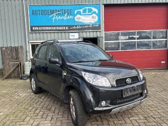 Auto da rottamare Daihatsu Terios Terios (J2), Terreinwagen, 2005 1.5 16V DVVT 4x2 Euro 4 2007/4