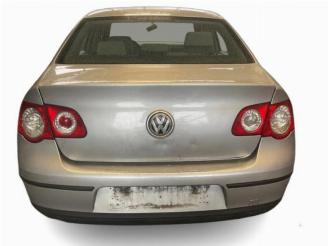 Volkswagen Passat Passat (3C2), Sedan, 2005 / 2010 1.6 FSI 16V picture 4