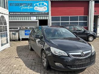 Purkuautot passenger cars Opel Astra Astra J Sports Tourer (PD8/PE8/PF8), Combi, 2010 / 2015 1.3 CDTI 16V ecoFlex 2011/11