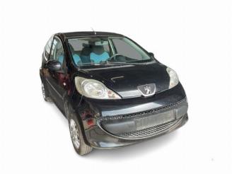 Vrakbiler auto Peugeot 107 107, Hatchback, 2005 / 2014 1.0 12V 2008/9