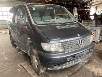 Vrakbiler auto Mercedes Vito Vito (638.1/2), Bus, 1996 / 2003 2.2 CDI 110 16V 2003/6