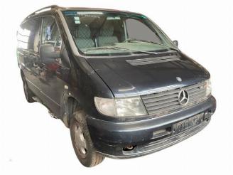 Vrakbiler auto Mercedes Vito Vito (638.1/2), Bus, 1996 / 2003 2.2 CDI 110 16V 2003/6
