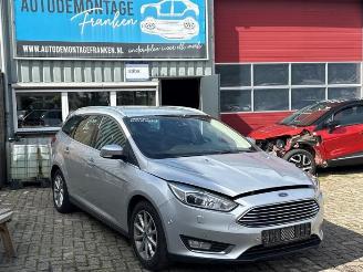 Uttjänta bilar auto Ford Focus Focus 3 Wagon, Combi, 2010 / 2020 1.0 Ti-VCT EcoBoost 12V 125 2015/12