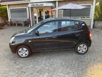 Kia Picanto Picanto (BA), Hatchback, 2004 / 2011 1.0 12V picture 3