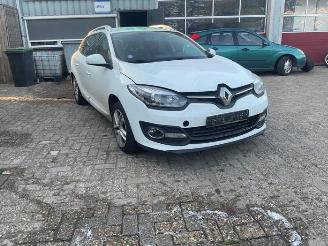 rozbiórka samochody osobowe Renault Mégane Megane III Grandtour (KZ), Combi 5-drs, 2008 / 2016 1.2 16V TCE 115 2014/9
