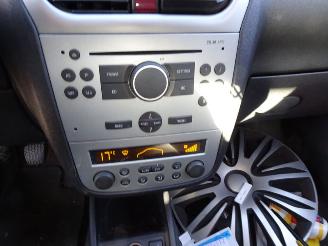 Opel Corsa 1.2 picture 5