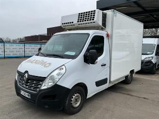 Vaurioauto  trucks Renault Master 2.3 Koelwagen 2019/8