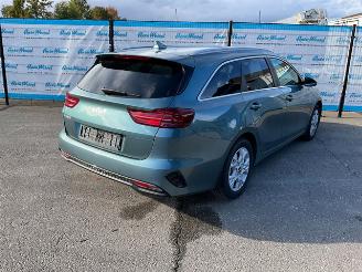 Unfallwagen Kia Ceed 1.5 Sportswagon 2025/4