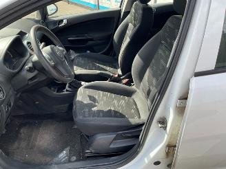 Opel Corsa 1.2 Selection picture 6