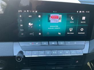 Opel Astra 1.2 Turbo Sports Tourer picture 20