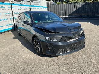 Opel Astra Sports Tourer 1.2 Turbo (96kW) GS picture 2