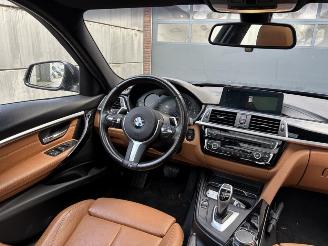 BMW 3-serie 320 320i Executive picture 11