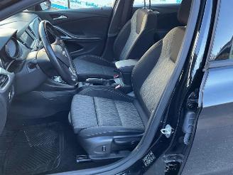 Opel Astra Sports Tourer 1.2 Turbo (96kW) picture 6