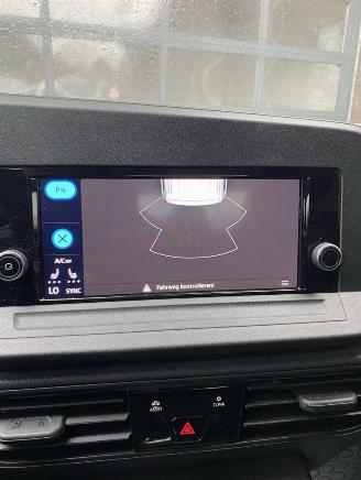 Volkswagen Caddy Life 2.0 TDi (90kW) Cool & Sound-pakket picture 18