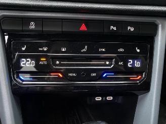 Volkswagen T-Roc Goal picture 30