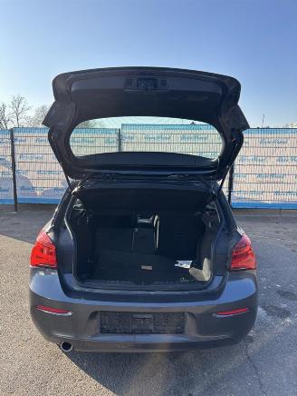 BMW 1-serie 118 i Advantage picture 6