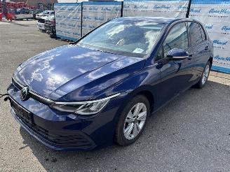 Unfallwagen Volkswagen Golf Life 1.5 (96kW) 2020/7