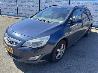 Unfallwagen Opel Astra Sports Tourer 1.3 CDTi S/S Edition koppeling defect 2011/6