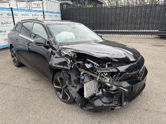 Opel Astra Sports Tourer GS 1.2 TURBO (96kW) Sports Tourer picture 2