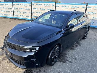Voiture accidenté Opel Astra Sports Tourer GS 1.2 (100kW) | Automaat | Head up | Matrix 2024/7