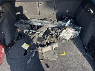 Opel Astra Sports Tourer GS Head up picture 13