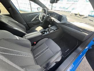 Opel Astra Sports Tourer GS 1.2 Turbo (96kW) Adaptive Cruise picture 12