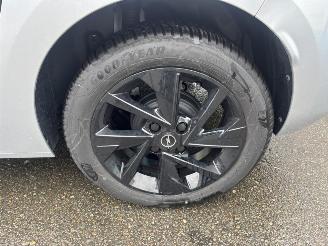 Opel Corsa GS 74KW 1.2 Turbo picture 7