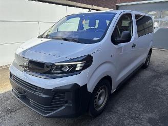 voitures fourgonnettes/vécules utilitaires Opel Vivaro Vivaro Basis M (L2) Dubbele Cabine Comfort 2.0 BlueHDi Airco 2024/6