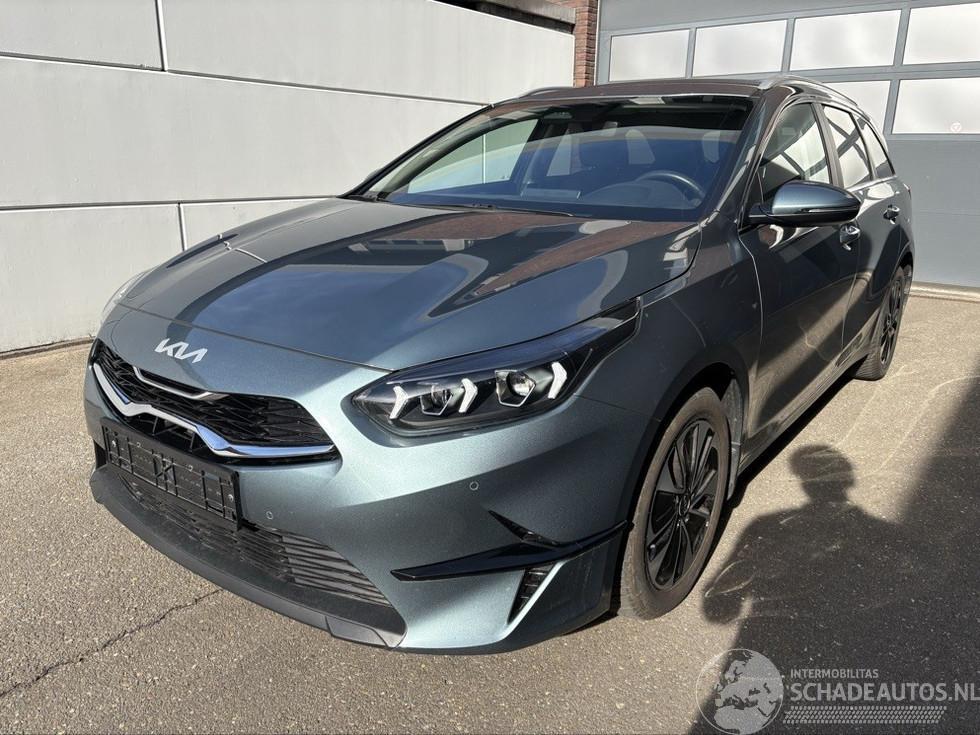 Kia Ceed Attract SW Automatik 1.4 Turbo
