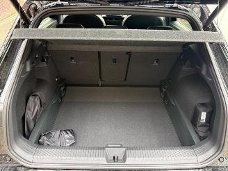 Volkswagen T-Roc 1.5 eTSI 110 kW R-Line picture 11