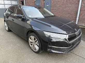 Skoda Octavia Combi 2.0 TDI 110 kW Tour picture 4