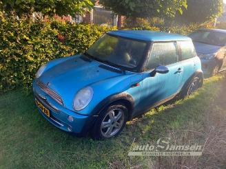 Coche siniestrado Mini One Mini One/Cooper (R50), Hatchback, 2001 / 2007 1.6 16V One 2006/3