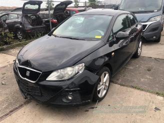 Coche siniestrado Seat Ibiza Ibiza IV SC (6J1), Hatchback 3-drs, 2008 / 2016 1.6 TDI 105 2010/10