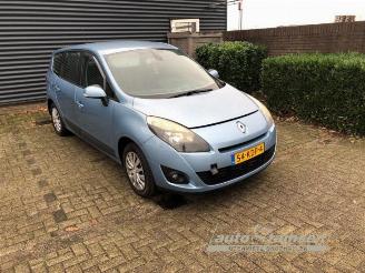 demontáž osobní automobily Renault Grand-scenic Grand Scenic III (JZ), MPV, 2009 / 2016 1.4 16V TCe 130 2009/10
