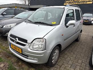 Schadeauto Opel Agila  2003/7
