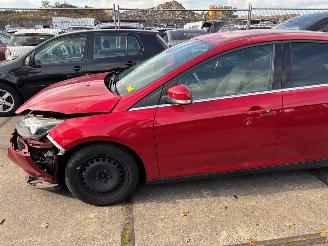 skadebil auto Ford Focus  2013/1