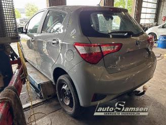 Toyota Yaris Yaris III (P13), Hatchback, 2010 / 2020 1.5 16V Hybrid picture 6