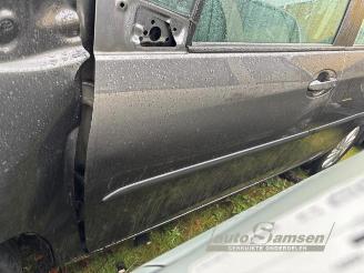 Toyota Yaris Yaris III (P13), Hatchback, 2010 / 2020 1.0 12V VVT-i picture 19