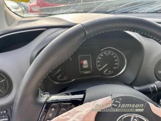 Toyota Yaris Yaris III (P13), Hatchback, 2010 / 2020 1.5 16V Hybrid picture 15