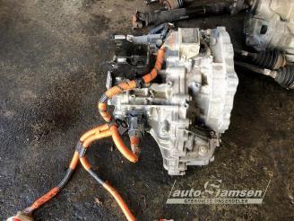 Toyota Yaris Yaris III (P13), Hatchback, 2010 / 2020 1.5 16V Hybrid picture 22