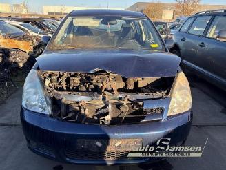 Toyota Corolla-verso Corolla Verso (R10/11), MPV, 2004 / 2009 1.8 16V VVT-i picture 16