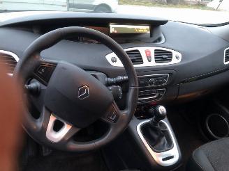 Renault Scenic  picture 7