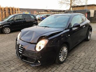 Schadeauto Alfa Romeo MiTo  2013/5