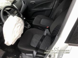 Suzuki Celerio Celerio (LF), Hatchback 5-drs, 2014 1.0 12V Dualjet picture 5